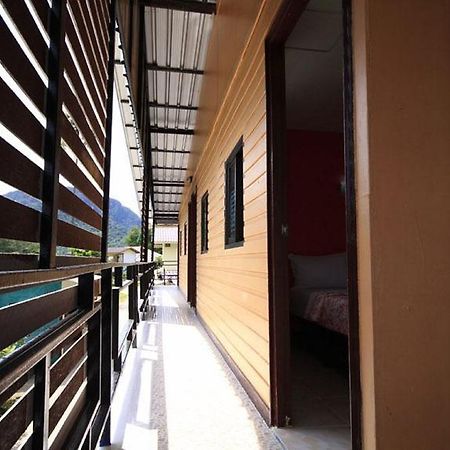 Pongpan House Phi Phi Apartamento Exterior foto