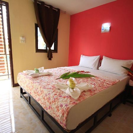 Pongpan House Phi Phi Apartamento Exterior foto