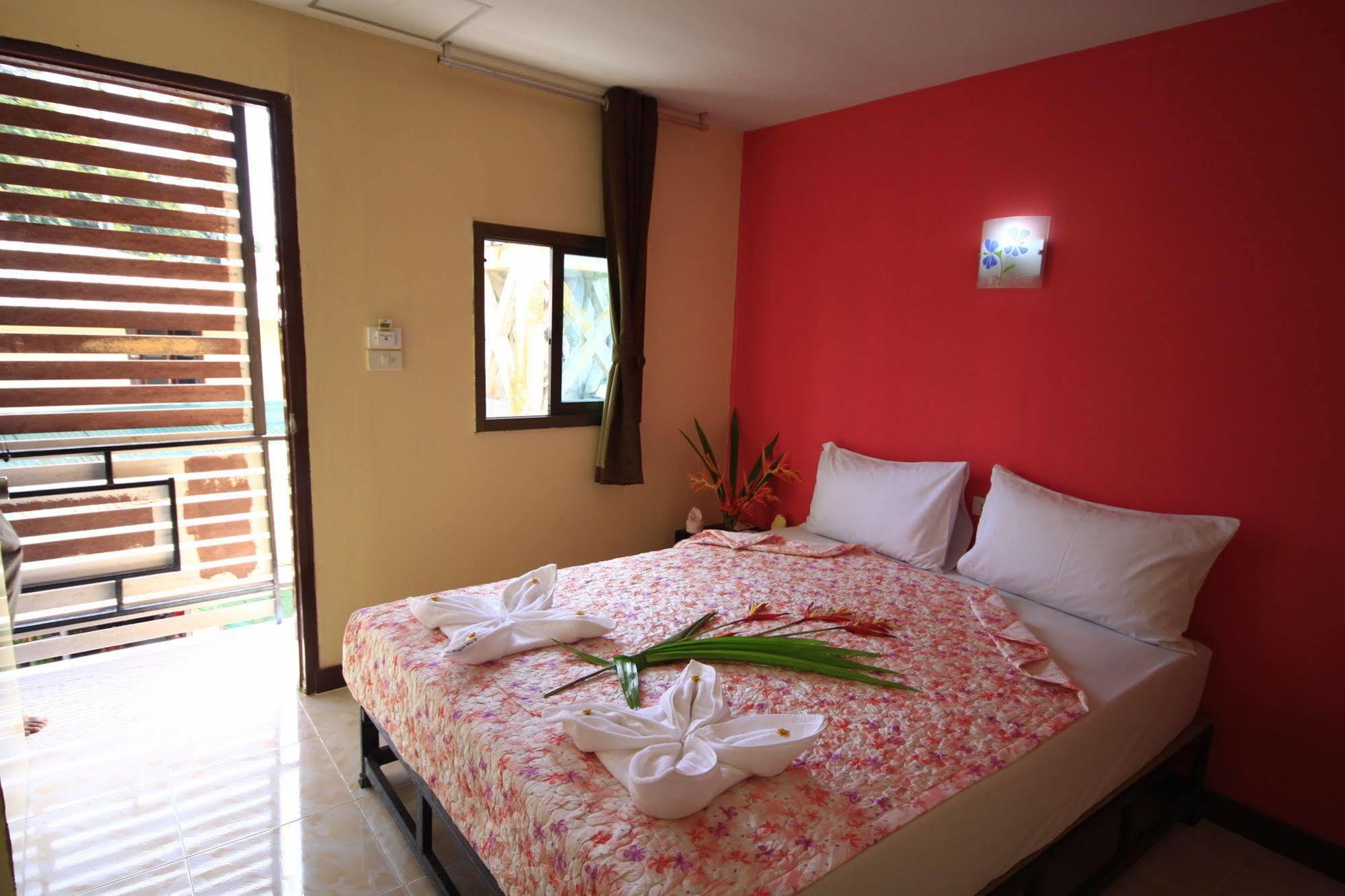Pongpan House Phi Phi Apartamento Exterior foto